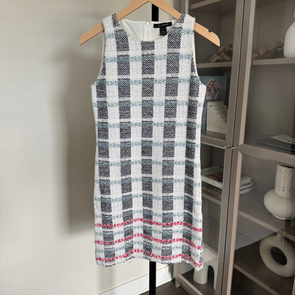 St. John Tweed Sleeveless Sheath Dress White Black Blue Pink Detail Plaid Size 0